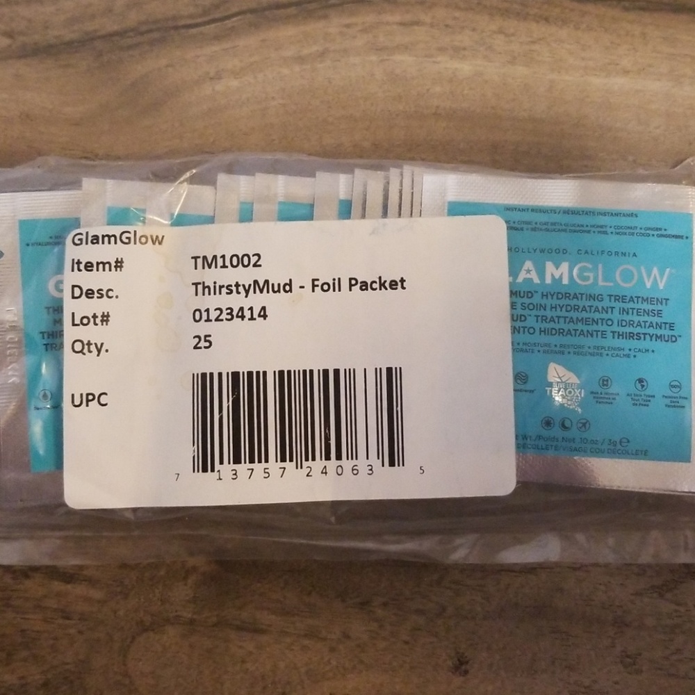 Glamglow Thirstymud 25 packets each 0.10oz